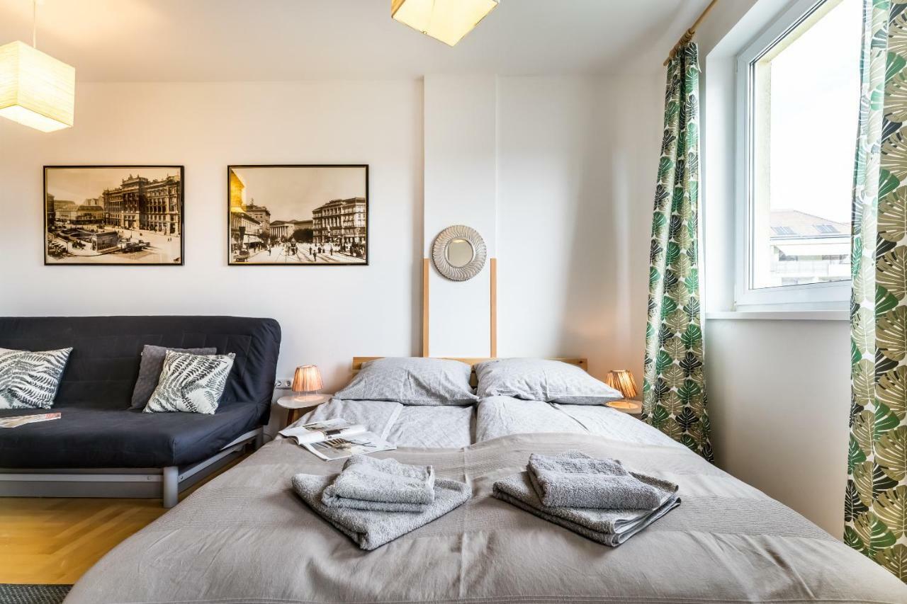 Bpr Hello Hollo Apartment Будапеща Екстериор снимка