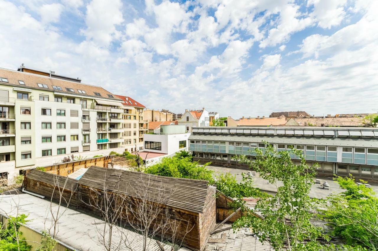 Bpr Hello Hollo Apartment Будапеща Екстериор снимка