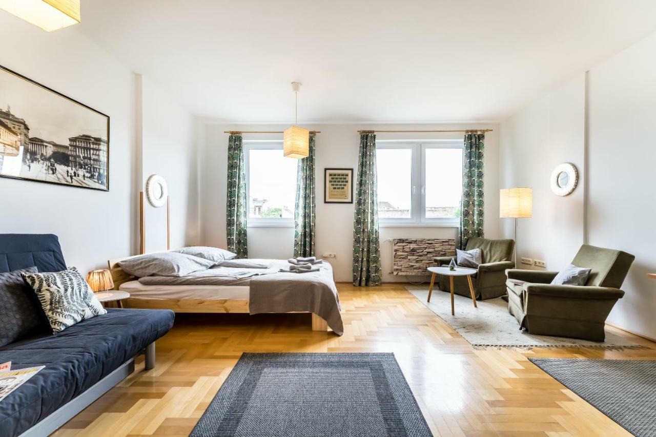 Bpr Hello Hollo Apartment Будапеща Екстериор снимка